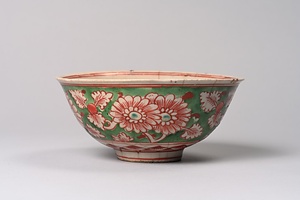 五彩牡丹文碗