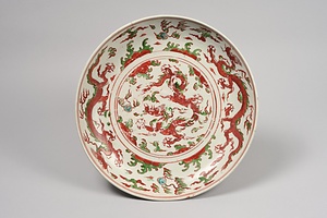 五彩龍文皿