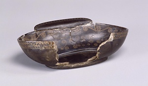 元始四年有銘漆耳坏