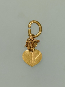 金製細環式耳飾