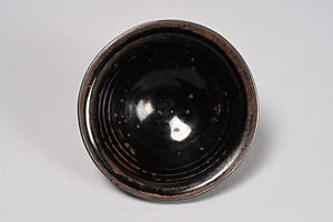 黒釉碗