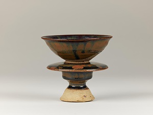黒褐釉碗・托