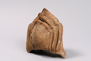 灰釉軒先瓦断片