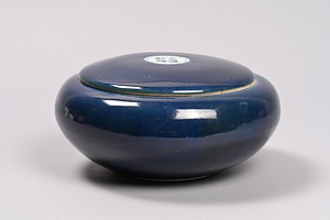 瑠璃釉合子