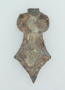 鉄地金銅装剣菱形杏葉