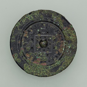 方格規矩四神鏡