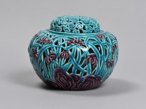 三彩蘭透彫文香炉
