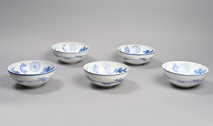 染付有職文深皿