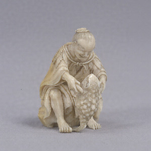 蝦蟇仙人牙彫根付