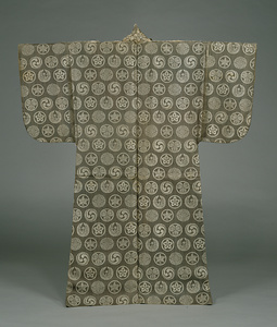 厚板 紫地丸紋散模様