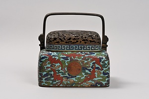 銅胎七宝幅寿紋手炉