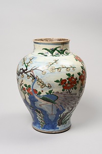 五彩花鳥文壺