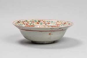 五彩蓮池水禽図鉢