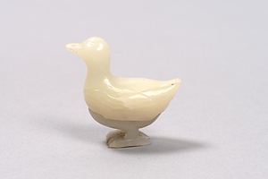 鳥形白玉合子