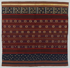 タピス（腰衣） 濃紺地縞織分地星文様