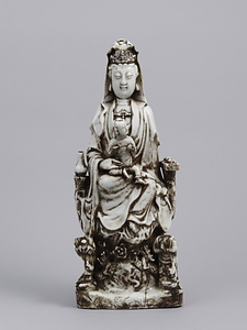 観音菩薩坐像