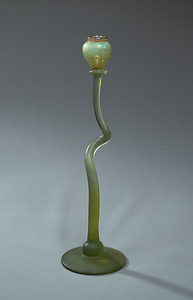 薄緑地燭台