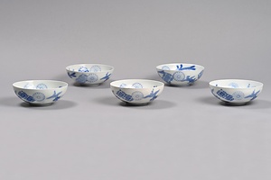 染付有職文茶碗