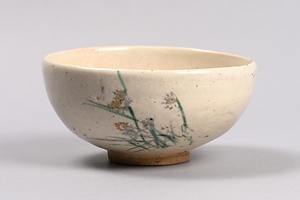 色絵秋草文茶碗