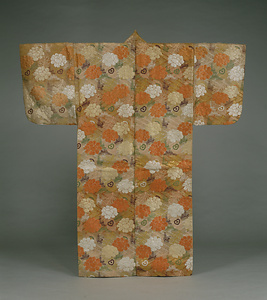 唐織 紅白段牡丹若松孔雀羽模様