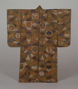 厚板 紅地入子菱丸紋散模様