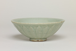 青磁蓮弁文鉢