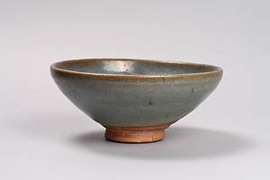 澱青釉紫紅斑鉢