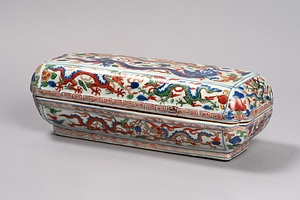 五彩龍文長方筆箱