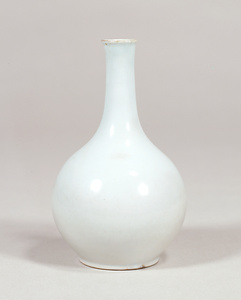 白磁長頸瓶