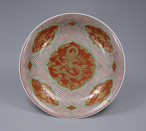 色絵金襴手龍文大皿