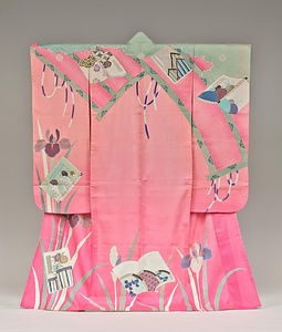 単衣振袖 淡紅絽地御簾に冊子杜若模様