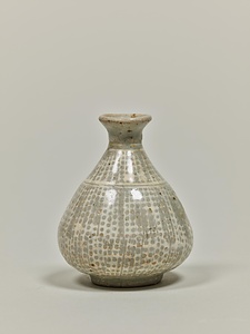 粉青印花縄簾文小瓶