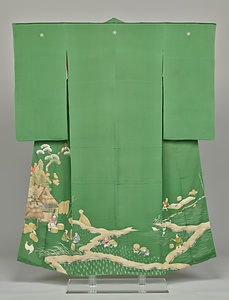 中振袖 萌黄縮緬地四季耕作模様