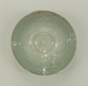 青磁輪花茶碗