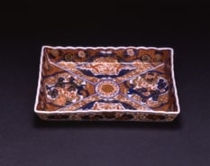 色絵木甲鳳凰文角皿