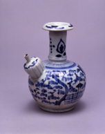 染付山水文水注（ケンディ）