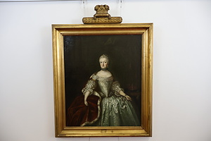 戴冠式服を着たルイーザ・エレオノーラ女王