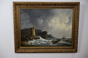 円塔のある海の風景