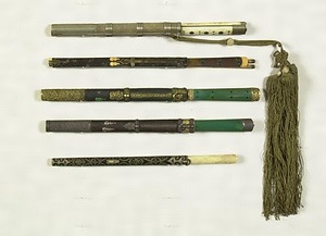 鮫鞘角柄真鍮金具附刀子
