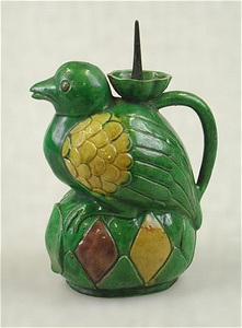 華南三彩鳥形水注（燭台）