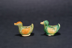 華南三彩鳥形水滴