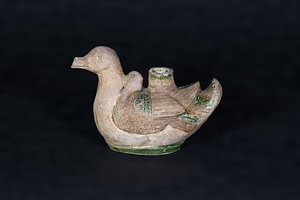華南三彩鳥形水注