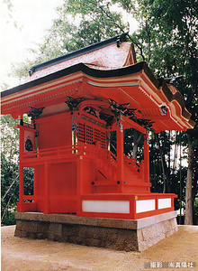 八幡神社本殿