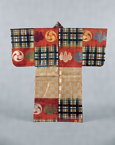 紅白段腰替桐巴格子模様厚板