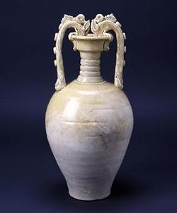 龍耳瓶
