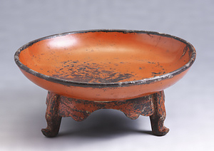 時代根来　三足盆