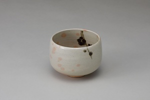 梅絵茶碗（寿山窯）