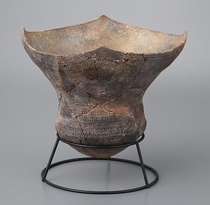 志高遺跡出土縄文時代前期土器33−6