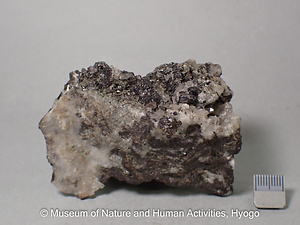 車骨鉱　閃亜鉛鉱