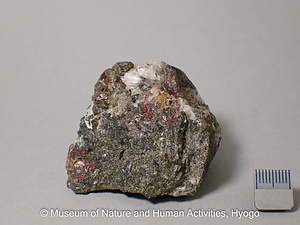 輝コバルト鉱　ヘテロゲン鉱